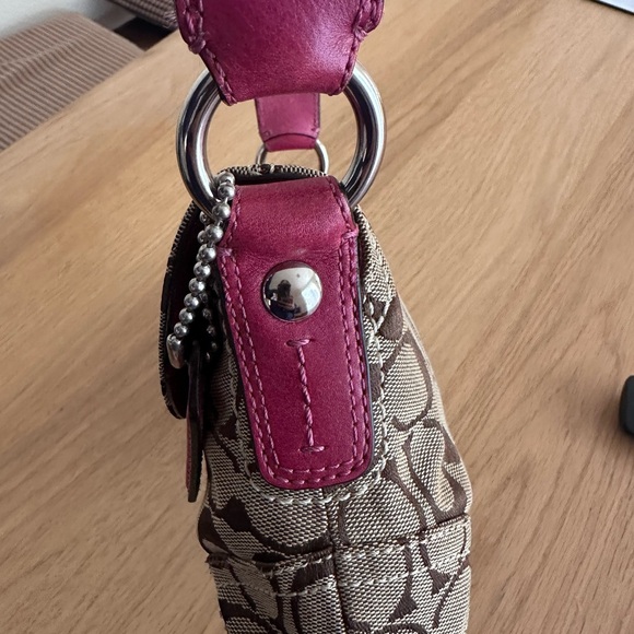 Authentic Coach monogram soho shoulder bag - Picture 6 of 17